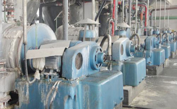 重慶江北機(jī)械HR500-N型離心機(jī)配套遠(yuǎn)東三螺桿泵案例