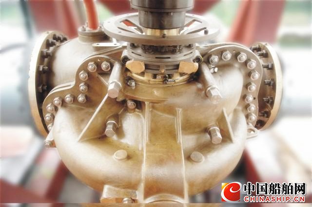 武漢船機成功研制出國內首臺2000立方米/小時貨油泵系統