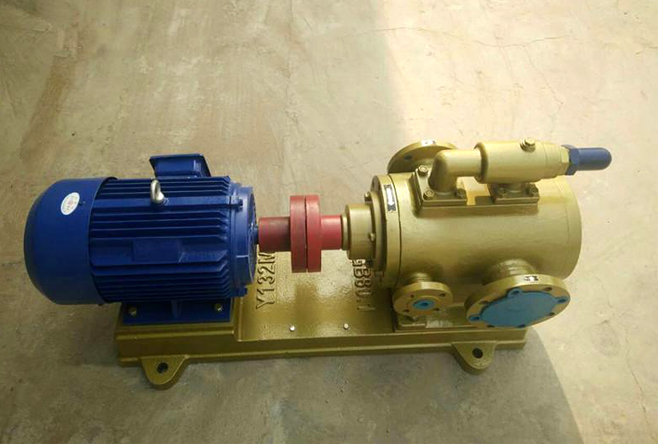 遠東新型三螺桿保溫瀝青泵正式投入瀝青行業(yè)市場運行成功 遠東新型三螺桿保溫瀝青泵正式投入瀝青行業(yè)市場運行成功