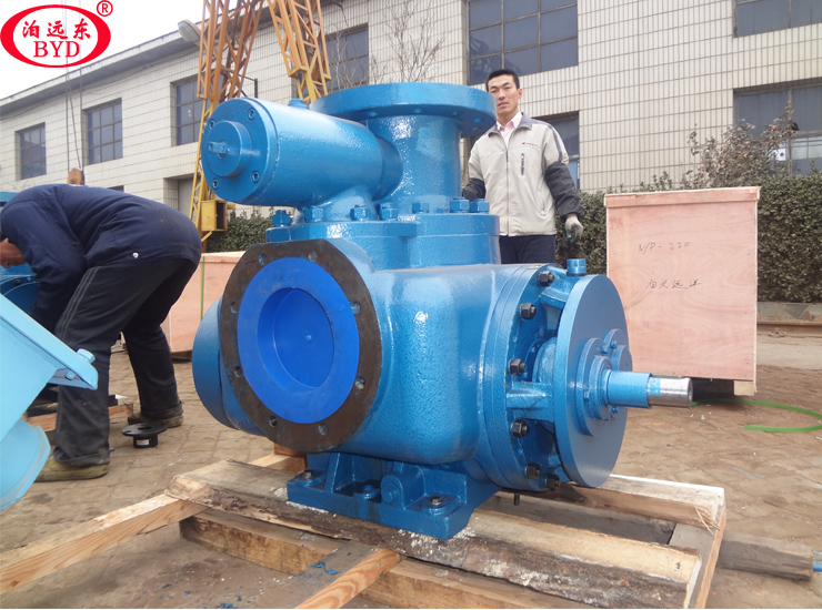 新疆某石化廠定金的2臺(tái)W7T.2ZK-130M1雙螺桿泵調(diào)試成功 新疆某石化廠定金的2臺(tái)W7T.2ZK-130M1雙螺桿泵調(diào)試成功